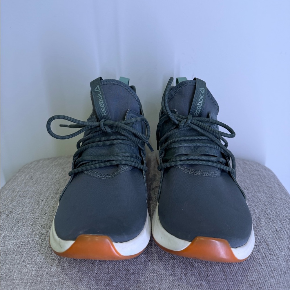 Reebok hunter green trainer